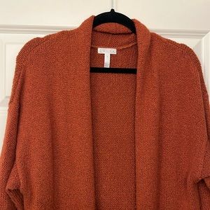 Stunning long cardigan in a warm amber with pockets